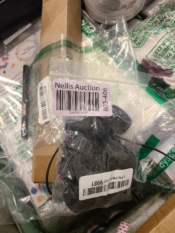 Photo 1 of 5 Pack 1/2 Inch Drip Irrigation Tubing to Faucet/Garden Hose Adapter Drip Irrigation Hose Connectors 3/4" Garden Hose to 1/2" Drip Tubing Drip System Parts Garden Hose Quick Connect Fittings