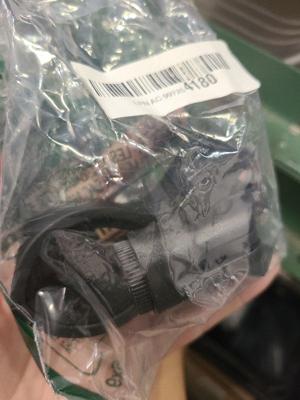 Photo 1 of 1 Pcs Large Microphone Clip, Adjustable Mic Holder for Stand, Mic Clip for Most Condenser and Wireless Microphones with Outer Diameter Range 1.1" from 2.3", with 5/8" Male to 3/8" Female Screw Adapter