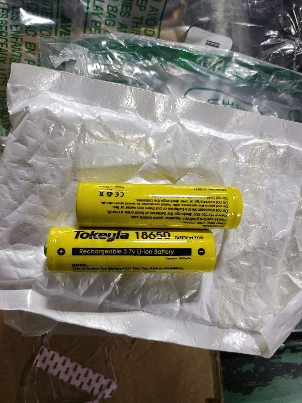 Photo 1 of 2pcs 1??8?6?50 Rechar?ge?abl?e Batter??y,Using The 18650 Rechargeable Battery Charger (Does not Include The 18650 Battery Charger) (2pcs Button Top Batter??y)