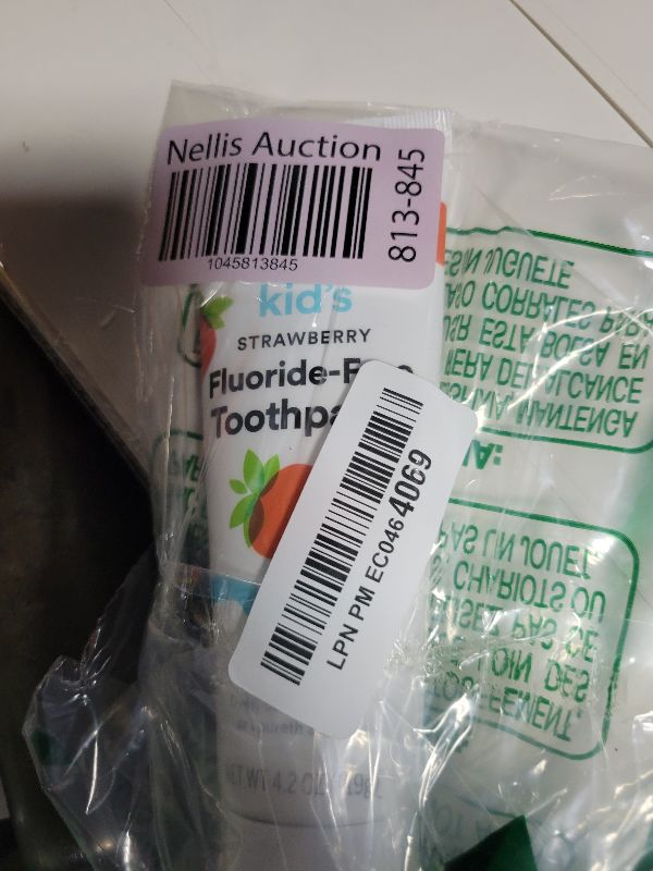 Photo 1 of 365 by Whole Foods Market, Kid's Fluoride-Free Toothpaste, Strawberry, 4.2 Ounce