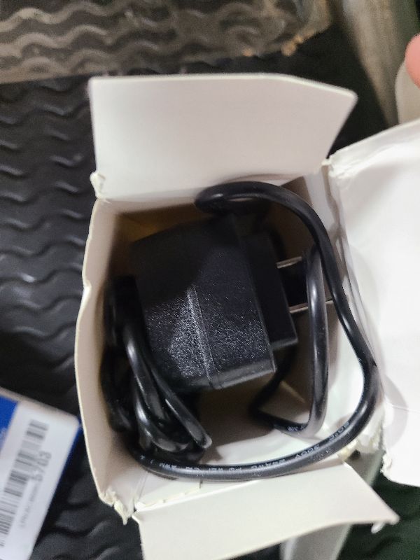 Photo 1 of 24.8V Cordless Vacuum Charger for Shark Rocket Pro DK33-248080H-U Pet Pro IX140H IX141 IZ140 IZ142 UZ145 UZ365H IZ162H IZ163H IZ362H IZ363H IZ162HC WZ140 XBCHGX140 XSBT620 Power cord Replacement 6.5Ft