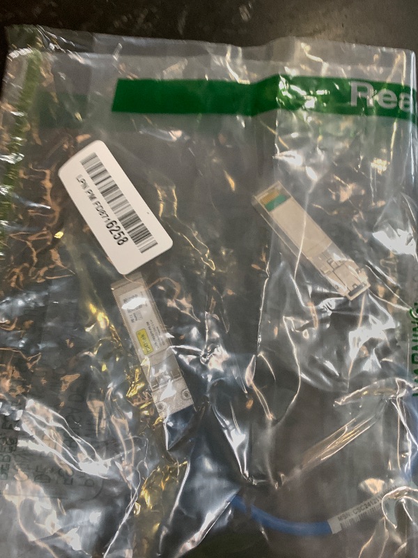 Photo 1 of 10Gtek [Blue Colored 10G SFP+ DAC Cable - Twinax SFP Cable for Ubiquiti UniFi Devices, 0.3-Meter(1ft)