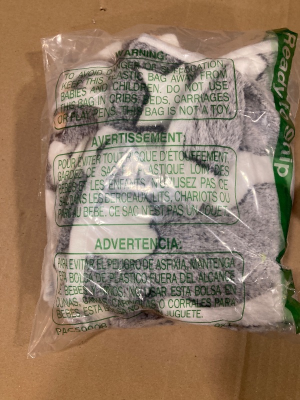 Photo 1 of 1 Pack 3 Blankets Super Soft Fluffy Premium Fleece Pet Blanket Flannel Paw Printed Throw for Dog Puppy Cat (Small 23x16'', Star, Bone, Love)