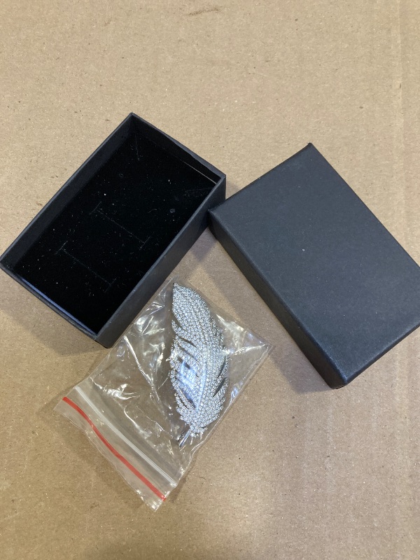 Photo 1 of  Heather Shape  Pin -Silver 