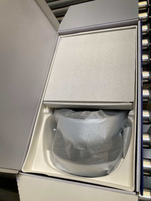 Photo 1 of Missing controllers....PlayStation VR2 Horizon Call of The Mountain™ Bundle (PSVR2)