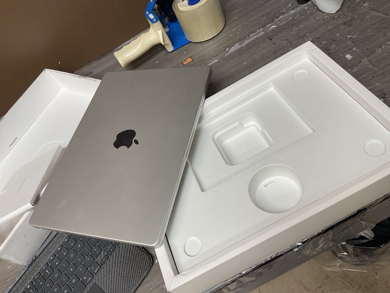 Photo 1 of LOCKED….SEE CLERK NOTES********** Apple 2024 MacBook Pro Laptop with M4 Pro, 12?core CPU, 16?core GPU: Built for Apple Intelligence, 14.2-inch Liquid Retina XDR Display, 24GB Unified Memory, 512GB SSD Storage; Silver