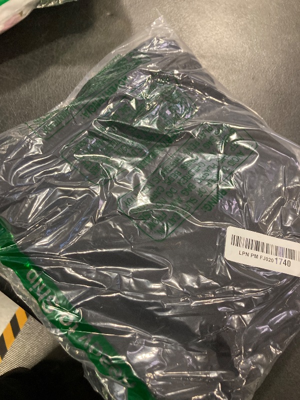 Photo 1 of Amazon Essentials Women's Fleece Capri Jogger Sweatpant (Available in Plus Size), Black, Medium