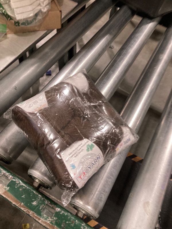 Photo 1 of 4 Pcs of Yarn  191 yards 