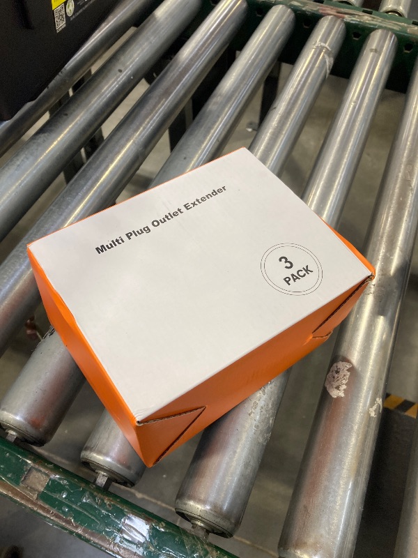 Photo 1 of 3 Pack Surge Protector Outlet Extender, 6 Outlet Splitter with 4 USB Ports (2 USB C), Multi Plug Wall Outlet 1050J Power Strip, USB Wall Charger for Home Office Kitchen Travel