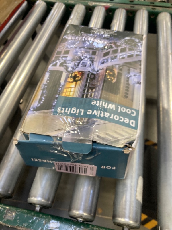 Photo 1 of 1500 LED Chrstmas Lights, 470ft Outdoor Christmas String Lights with 12 Modes, Cool White LED String Lights with Timer Dimmable Waterproof for Tree Xmas Fence Garden Wedding Party Holiday Decorations