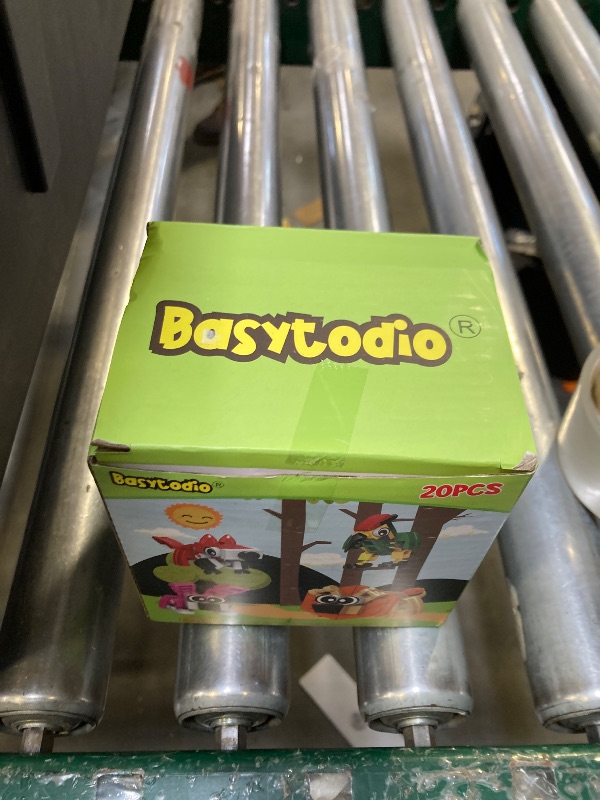 Photo 1 of 20pcs Animal Mini Building Blocks Party Favor for Kids Return Gifts For Birthday Goodie Bag Stuffer Class Prize Box Toys Small Bulk Pinata Stuffer End of School Year Gift for Student Boy Girl 4-8 8-12