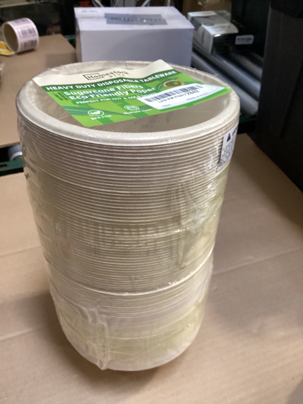 Photo 1 of 32 Ounce Large Paper Bowls Disposable Soup Bowl Disposable Heavy Duty Compostable Bowls, Eco-friendly Sugarcane and Bamboo Bagasse Biodegradable Bowl for Soup, Salad, Dessert, Ice Cream [100 Pack]