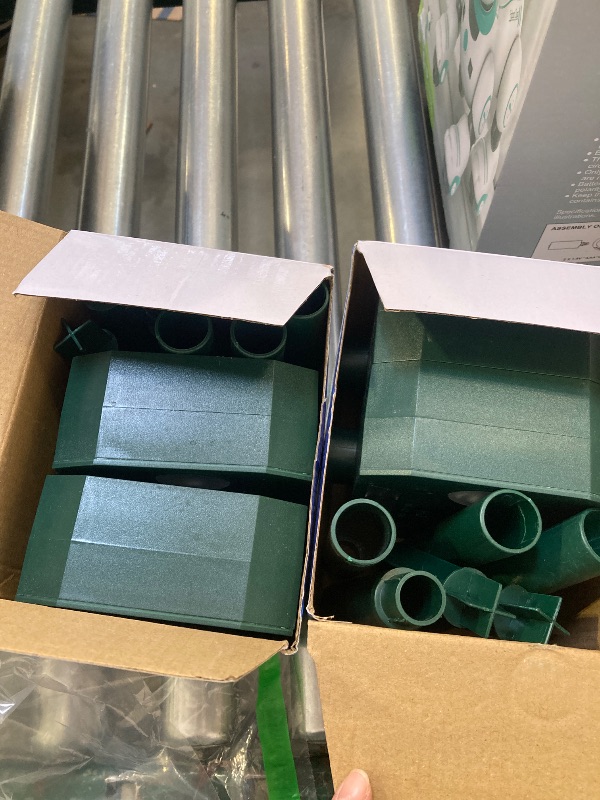 Photo 1 of 2025 Solar Ultrasonic Racoon Fortress Pro, Animal Repeller Deer Cat Repellent Devices Squirrel Rabbit Deterrent Outdoor with Motion Sensor&Flash Light to Scare Dog Skunk Out of Garden Yard(4Pack)