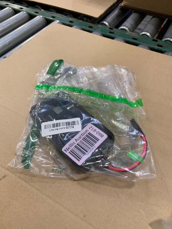 Photo 1 of 20A 12V/24V MPPT Wireless Solar Charge Controller, Bateria Power Intelligent Solar Panel Regulator 20 Amp BT App Function for 12/24 Volt LiFePO4, Gel, AGM, FLD, SLD, Li Battery (Sunrock 20Pro)