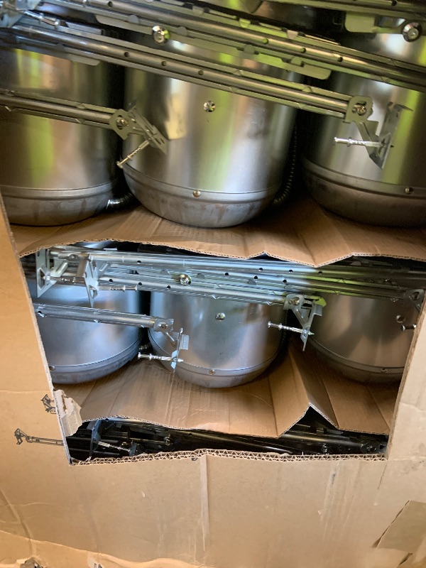 Photo 1 of Recessed housing 6” swivel hanger bar e26 socket