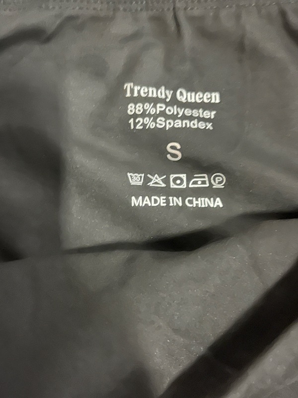 Photo 1 of (S) Trendy Queen Women Going Out Summer Tank Tops Spring Casual Basic Cute 2026 Sleeveless Shirt Vacation Fashion Outfit Clothes
