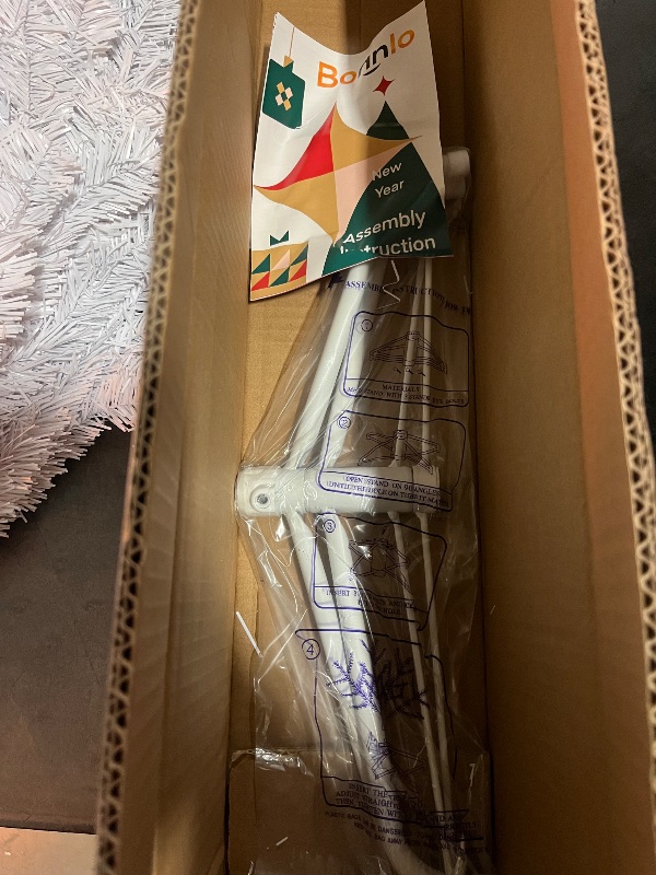 Photo 1 of Bonnlo 6 ft White Unlit Artificial Christmas Pine Tree Xmas Tree Holiday Party Decoration with Sturdy Metal Stand, Full 1100 Tips Branch for Indoor and Outdoor
