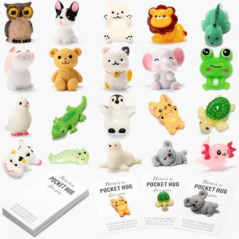 Photo 1 of 20 Sets Pocket Hug Valentine's Day Gift Bulk Little Mini Resin Animals Inspirational Hug Pocket Cards Bulk Emotional Appreciation for Coworker Employees Team Staff Kid (Classic)