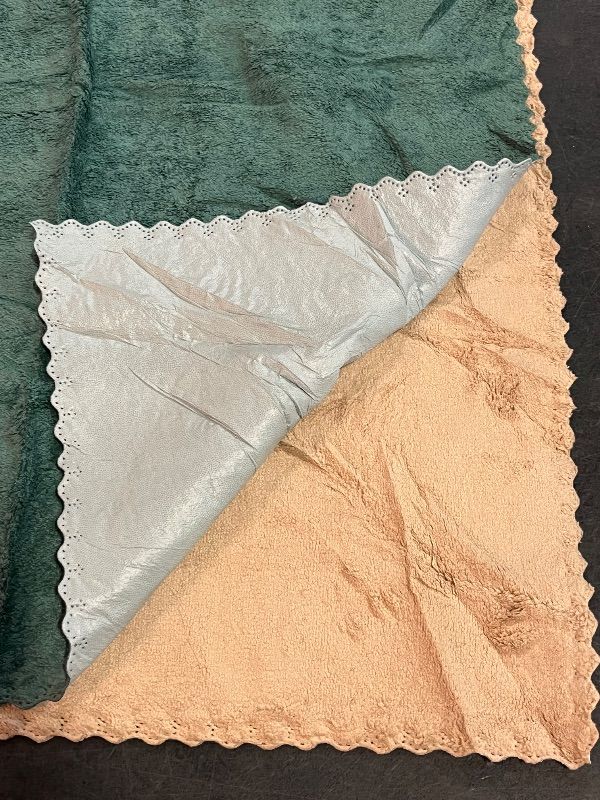 Photo 1 of 5 Pcs Waterproof Guinea Pig Blankets Washable Small Animal Pee Pad Pet Blanket Sleep Bedding Mats Absorbent Guinea Pig Cage Liner Reusable Pet Sleep Pad Cover(Soft Color,18" X 24")
