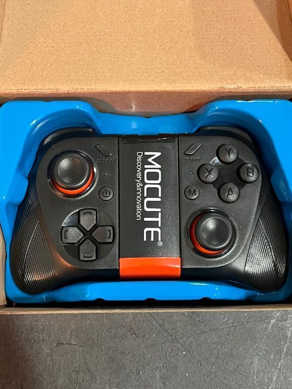 Photo 1 of MoCute 054 Wirreless Gamepad for CeII Phone PC Androld TV Box BIuetooth Controller Trigger Mobile Game Pad Gaming Joystick New 2026 High for Reliable Electronic Component
