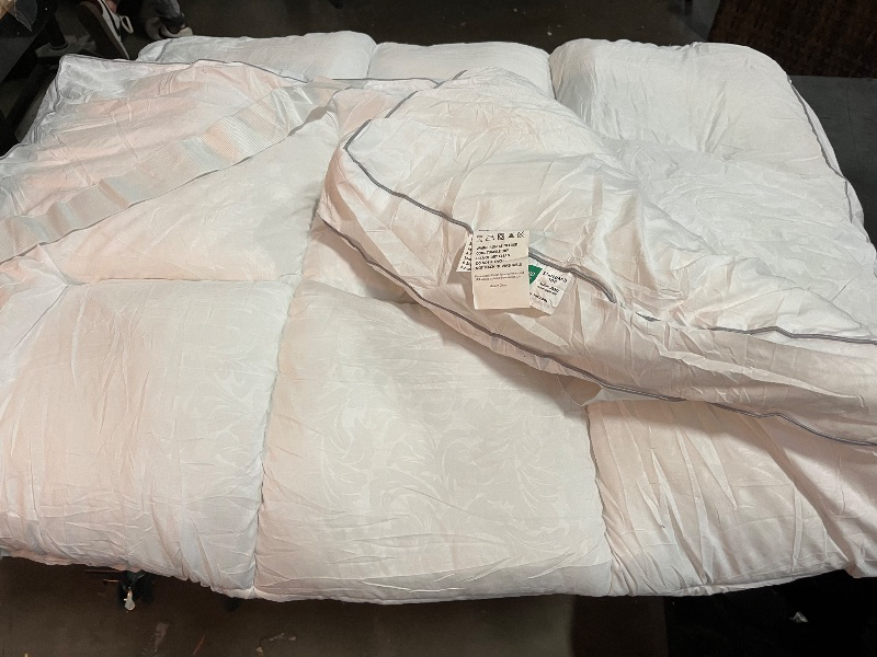 Photo 1 of DROVAN Mattress Topper Full Size - Extra Thick Mattress Pad Cover - Pillow Top Deep Pocket with Breathable 7D Spiral Fiber Filling Cooling Mattress Cover
