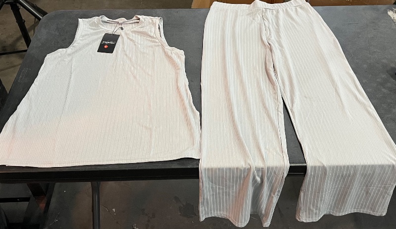 Photo 1 of (L) Light Grey Ribbed Two Piece Matching Set Sleeveless Top with Wide Leg Pants 