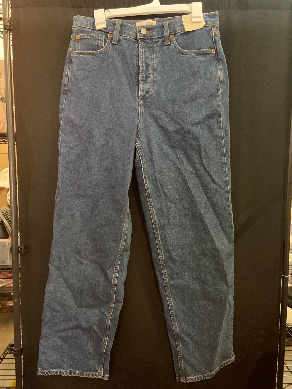 Photo 1 of Size 10 Women's High-Rise Straight Ankle Jeans - Universal Thread Blue 10: Heavyweight Denim, Stretch, 32" Inseam, Fly Button Closure