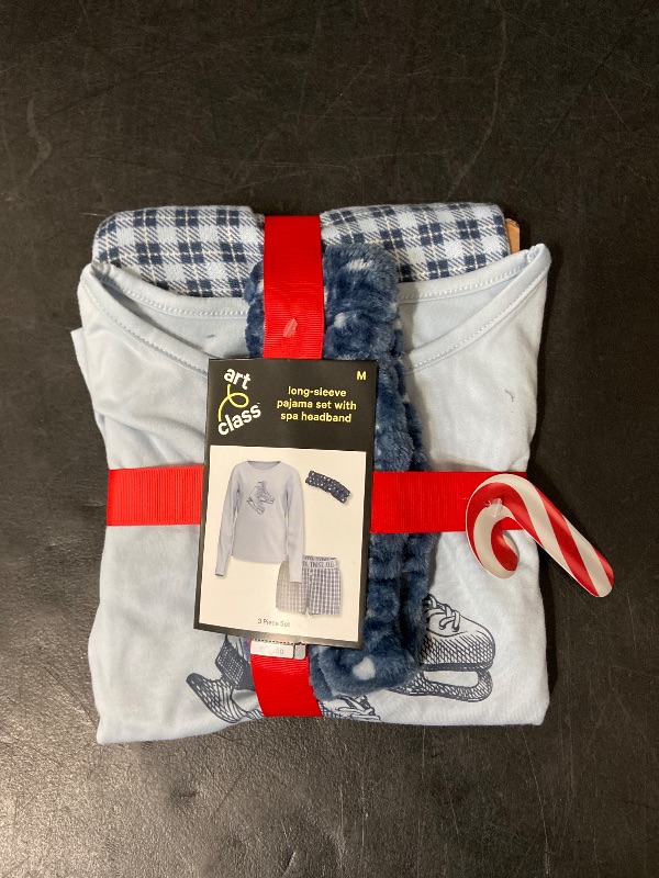Photo 1 of Girls' 2pc Long Sleeve Pajama Set with Spa Headband - Art Class™ Blue M
