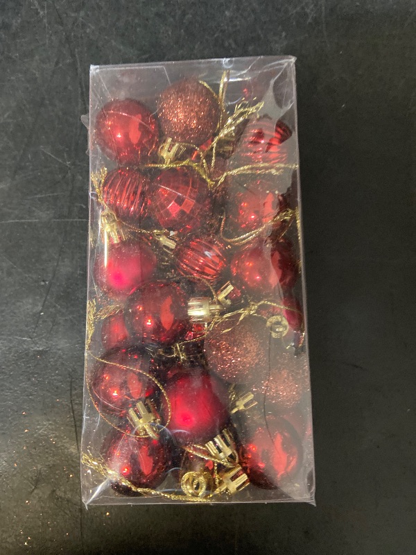 Photo 1 of 36ct. 1.57" Red Christmas Ornaments for Christmas Tree 36 Pcs Mini Shatterproof Balls Christmas Tree Decorations Small Xmas Ornaments Balls with Hanging Loop for Wedding Holiday Party Wreath Home Decor
