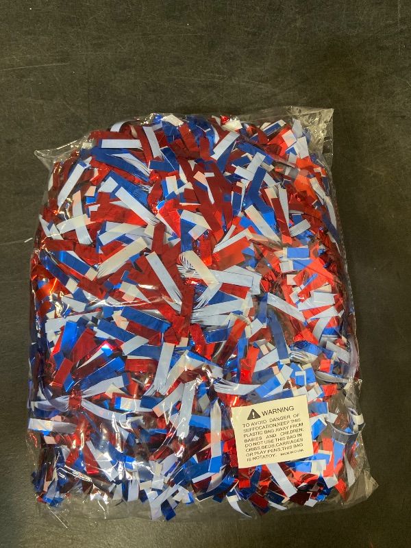 Photo 1 of 20ft patriotic tinsel garland