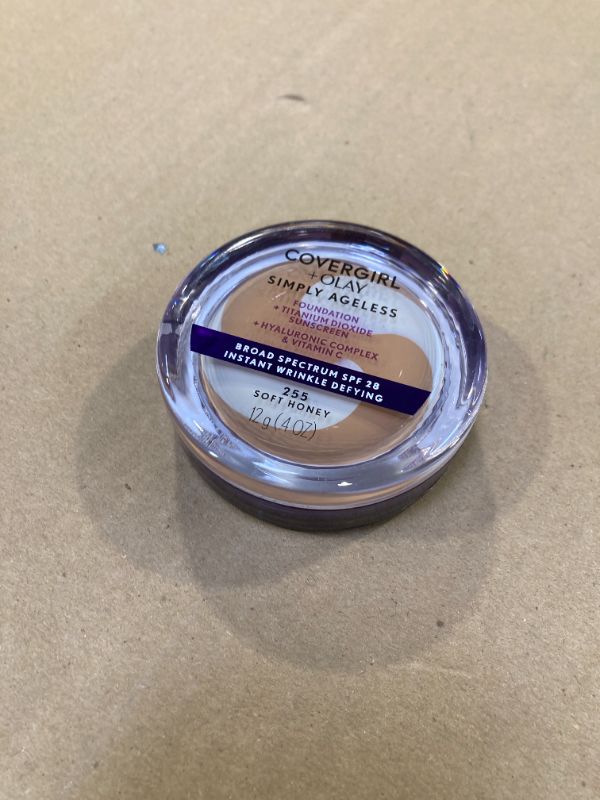 Photo 1 of COVERGIRL & Olay Simply Ageless Instant Wrinkle-Defying Foundation, Medium Light