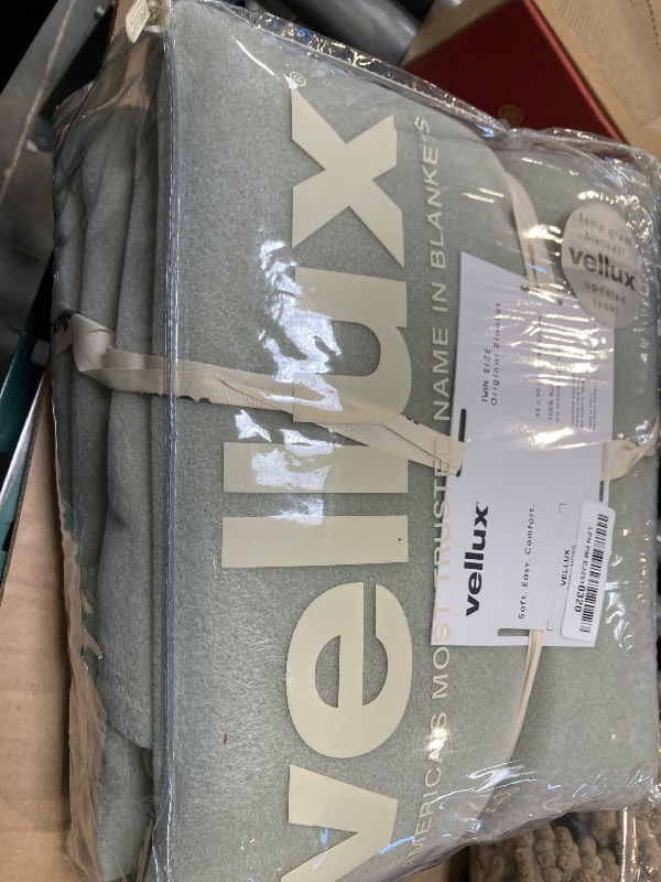 Photo 1 of The Original Vellux Blanket - Soft, Warm, Insulated, Pet-Friendly, Home Bed & Sofa - Moss, Twin 66 x 90"