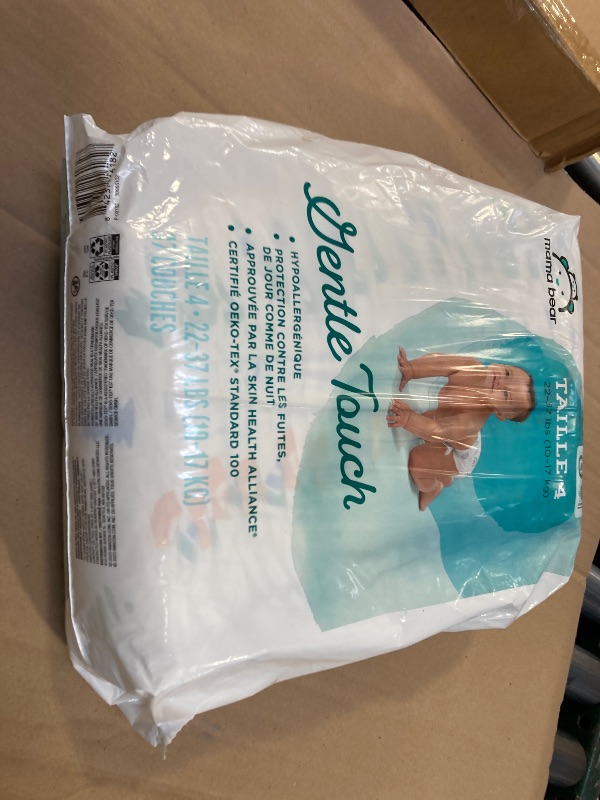 Photo 1 of Amazon Brand - Mama Bear Gentle Touch Diapers, Hypoallergenic, Size 4, 37 Count, White