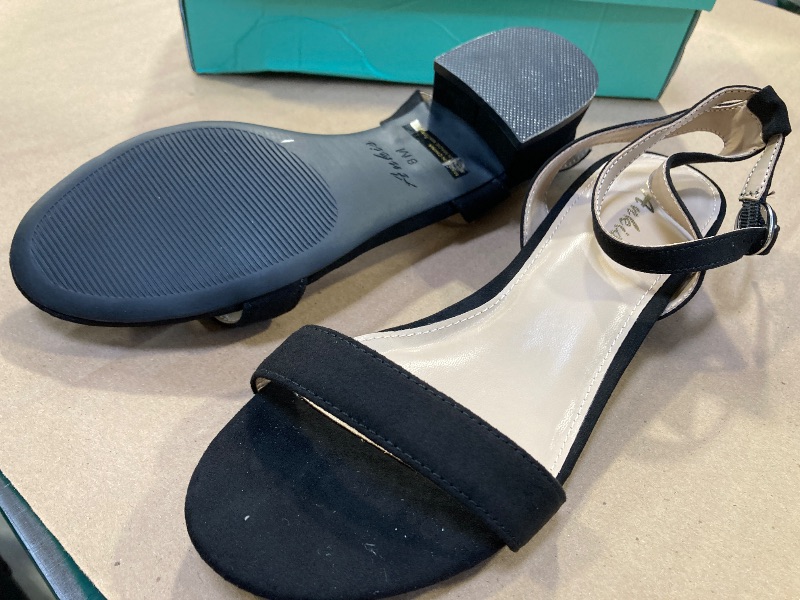 Photo 1 of  Women's Sandals Low Chunky Block  Size 8M
