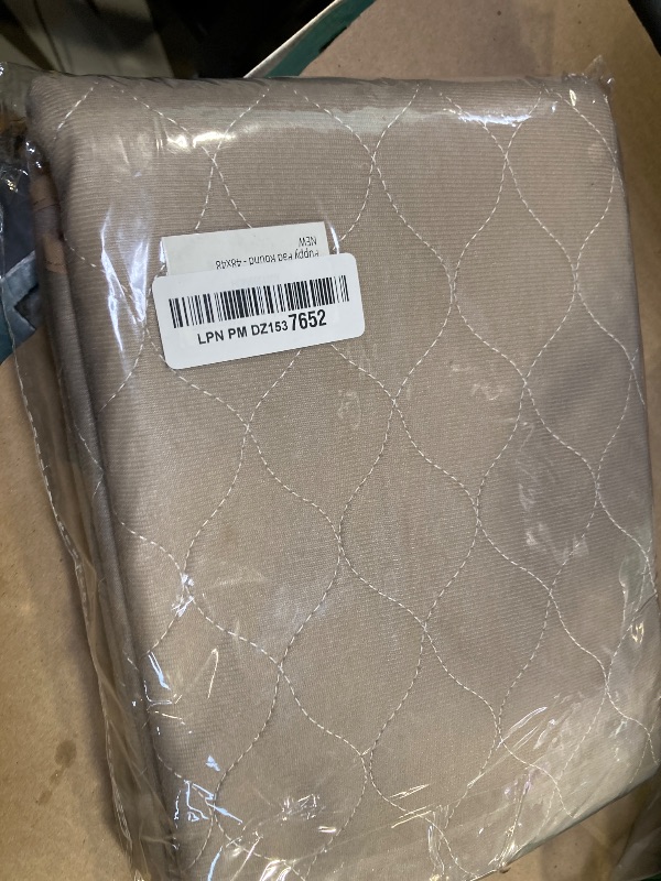 Photo 1 of Whelping Pad, Whelping Mat, Washable Pee Pads for Dogs 48 x 48, Mats for Dogs Waterproof, Dog Playpen Mat, Washable Puppy Pads, Rug, Reusable, Large, Circle, Welping, Potty, Crate Training, Play Pen