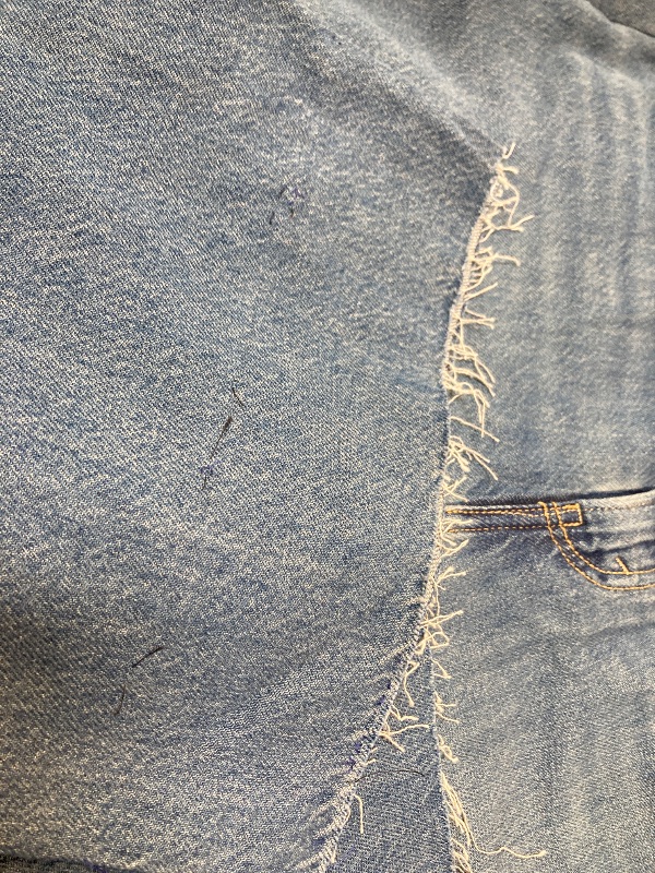 Photo 1 of size 33--- Women's Baggy Pants