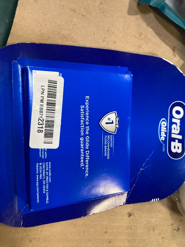 Photo 1 of Oral-B Glide Cool Mint Deep Clean Floss, 6 Count, Glide Dental Floss