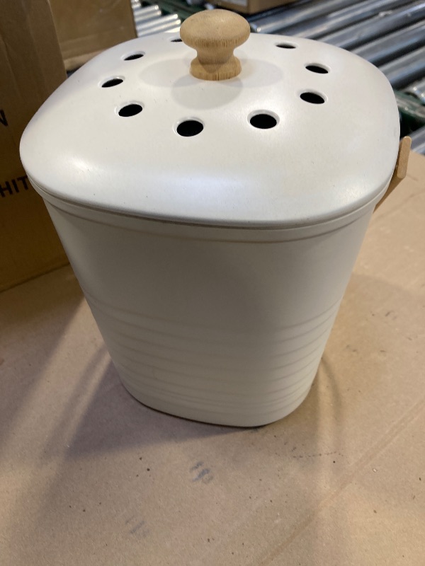 Photo 1 of Compost Bin, LALASTAR Compost Bin Kitchen Counter with Lid, Made of Sustainable Bamboo Fiber, Odorless Indoor Compost Bin, 1 Gallon, Cream, Square