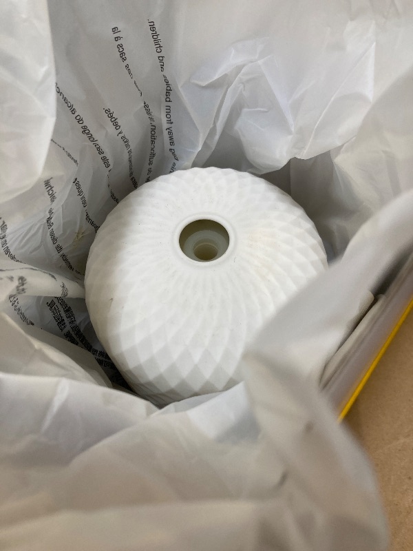 Photo 1 of Essential Oil Diffuser,110ML Diffusers for Essential Oils Large Room, Ceramic Diffusers USB Powered Decorative Ultrasonic Defuzzer, Ideal for Aesthetic Home,Dorm Décor, Yoga,White