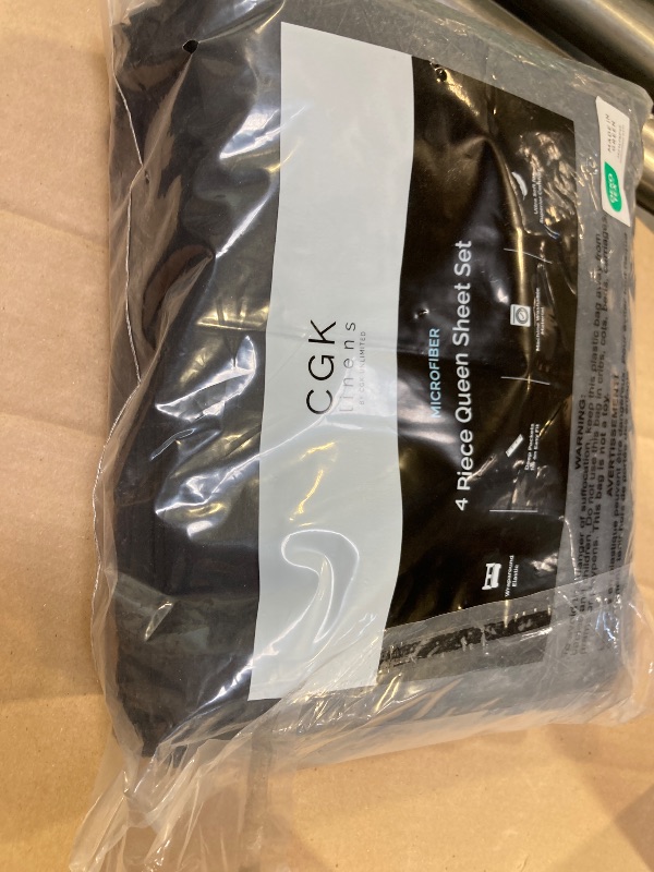 Photo 1 of Queen Size 4 Piece Sheet Set - Comfy Breathable & Cooling Bed Sheets Set - Hotel Luxury Bedding for Women, Men, Kids, Teens, Boys & Girls - Deep Pockets, Ultra-Soft, Wrinkle Free - Oeko-Tex - Black