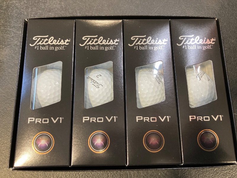 Photo 1 of Titleist Pro V1