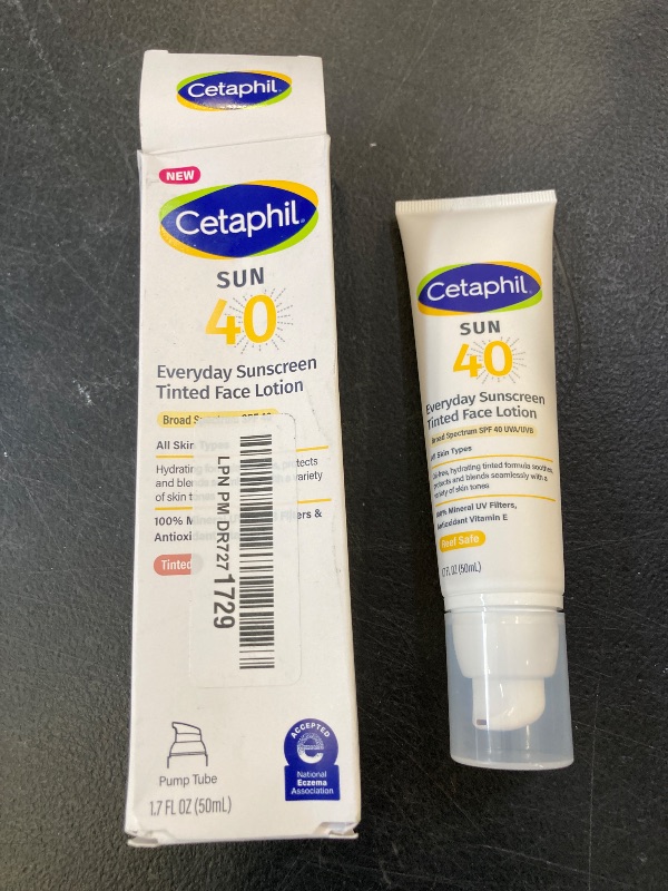 Photo 1 of CETAPHIL Everyday Sunscreen Tinted Lotion for Face, 1.7 fl oz, 100% Mineral Sunscreen: Titanium Dioxide & Zinc Oxide, SPF 40, For Sensitive Skin