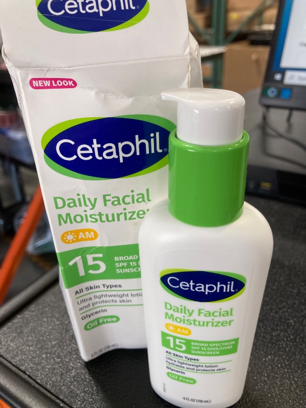 Photo 1 of Cetaphil Daily Facial Moisturizer, SPF 15, Fragrance Free, 4 Oz