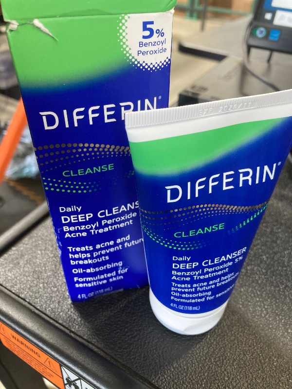 Photo 1 of Differin Acne Face Wash with 5% Benzoyl Peroxide, Daily Deep Cleanser by the makers of Differin Gel, Gentle Skin Care for Acne Prone Sensitive Skin, 4 oz (Packaging May Vary)
Exp 11/2026