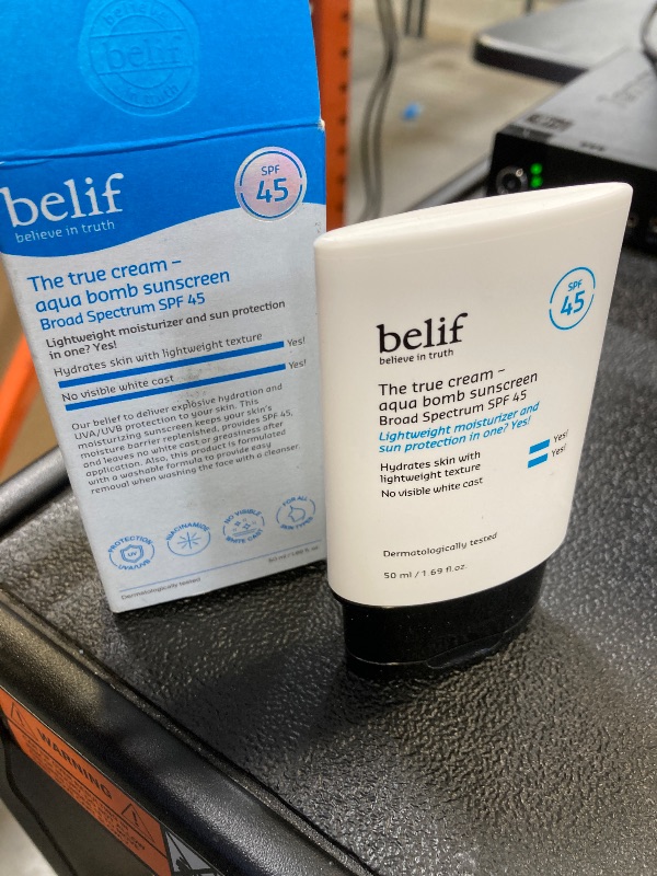 Photo 1 of belif Aqua Bomb SPF 45 Hydrating Niacinamide Sunscreen (1.69 fl. oz) - The True Cream PA++++, Daily Broad Spectrum, No White Cast, Weightless & Invisible, Non-Greasy, Korean Skincare
Exp 02/2026
