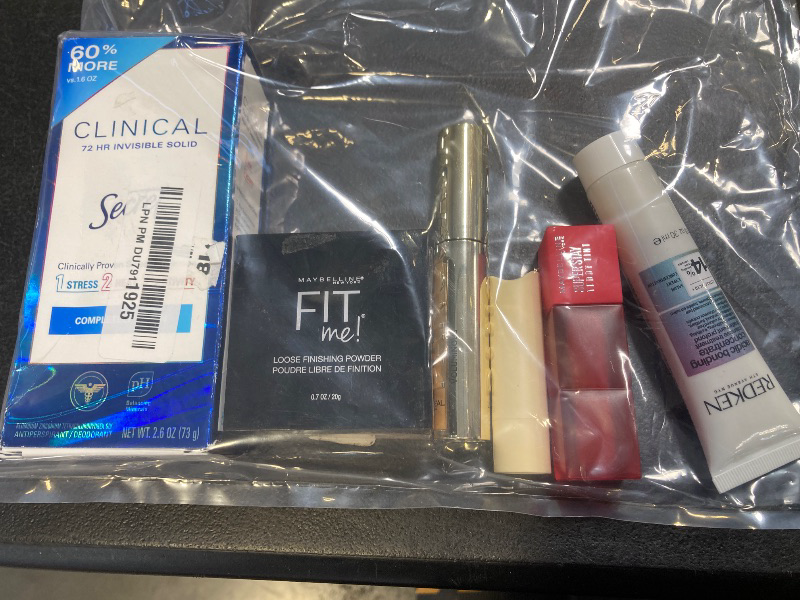 Photo 1 of Beauty bundle
--FINAL SALE - NO RETURNS--- 