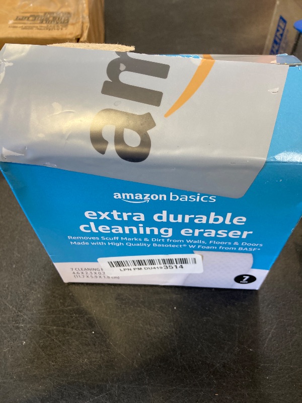 Photo 1 of Amazon Basics Extra Durable Eraser, Cleaning Sponges, Removes Scruff Marks and Dirt from Any Surface  6 pack