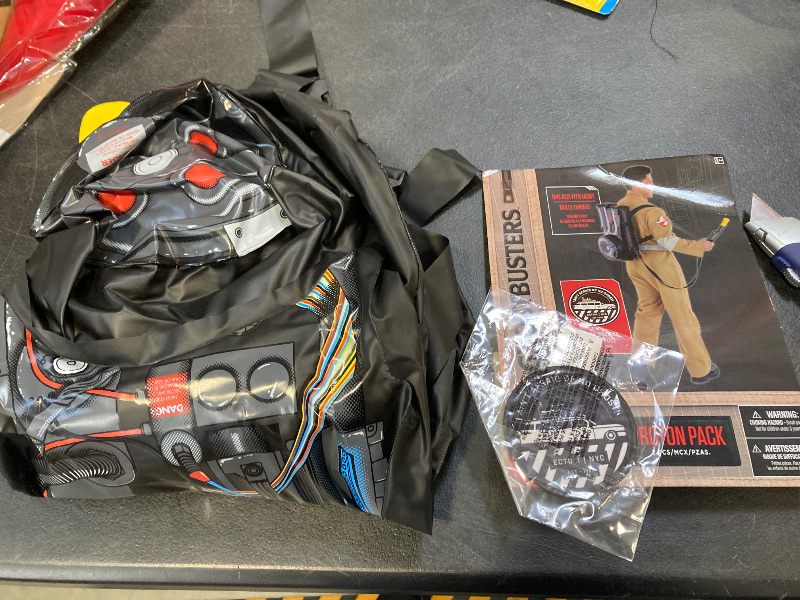 Photo 1 of Amscan Ghostbusters Inflatable Proton Pack