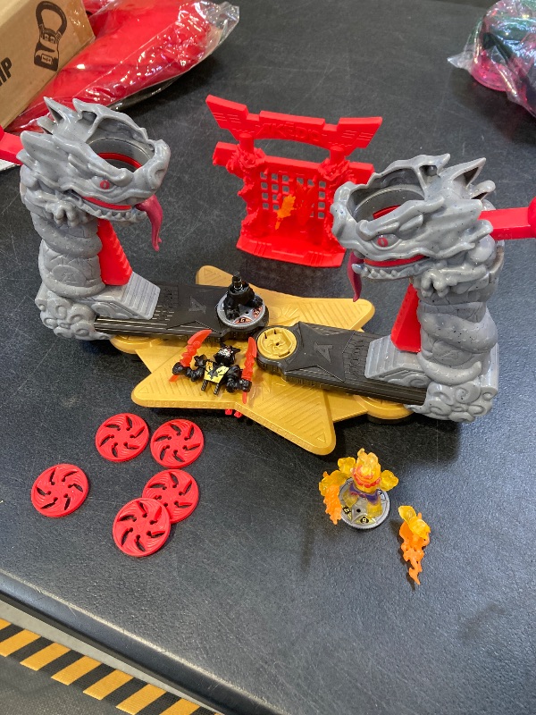 Photo 1 of Legends of Akedo Ninja Fury Ninja Star Battle Arena - New Ninja Star Shooter Controllers, Over 35 Sound Effects, Includes 2 Exclusive Warriors, Weapons Rack & Additional Weapons & 6 Ninja Star Discs