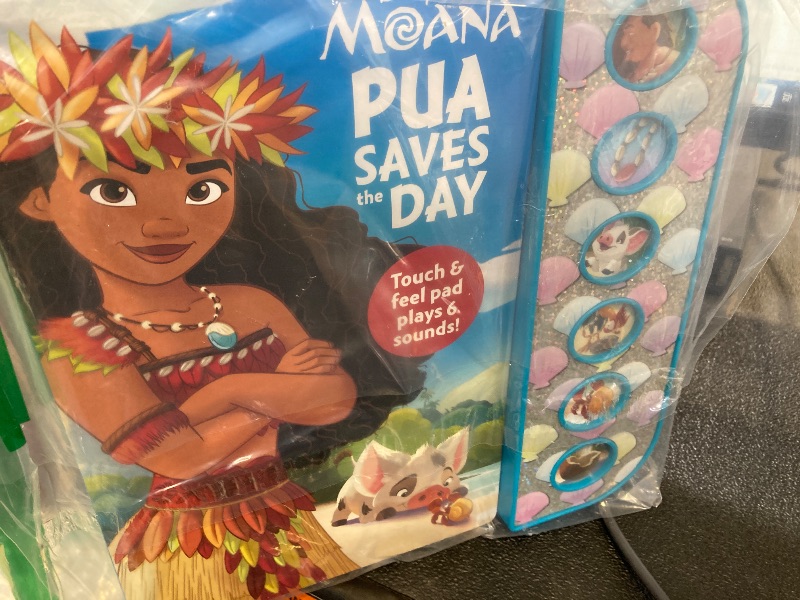 Photo 1 of Disney Moana: Pua Saves the Day Sound Book
